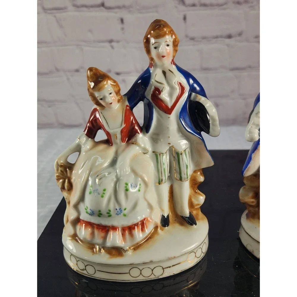 Two Mirrored Vintage Hand Painted Figurines  Made In Occupied Japan.